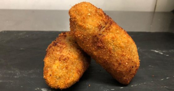 El Restaurante Cobarcho ganador del II Concurso Croqueta Solidaria de Jaca